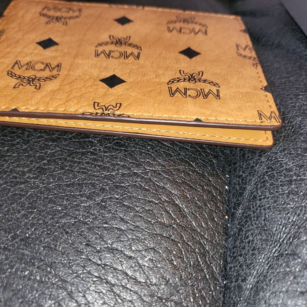 MCM Visetos Card Case Cognac - Picture 8 of 8